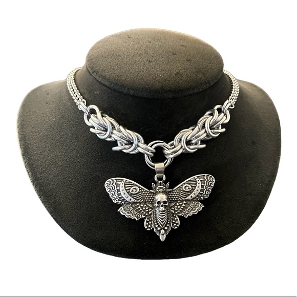 Handmade maille choker & moth skull moon design charm boho goth necklace - Picture 8 of 12